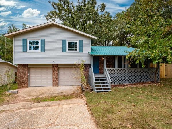 17 Sunset Drive, North Little Rock, AR 72118