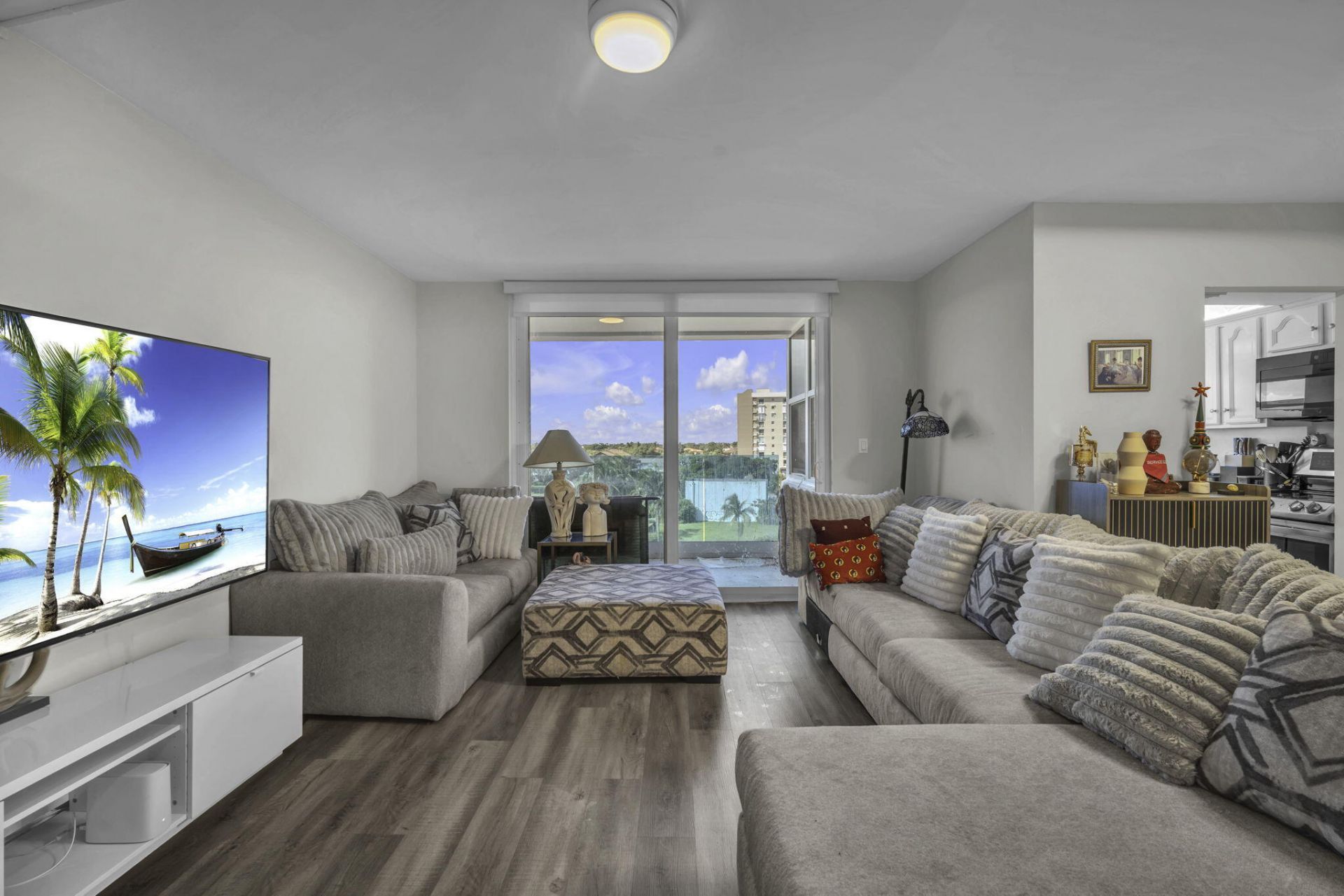 2639 N Riverside Drive, Unit 505, Pompano Beach, FL 33062 Photo