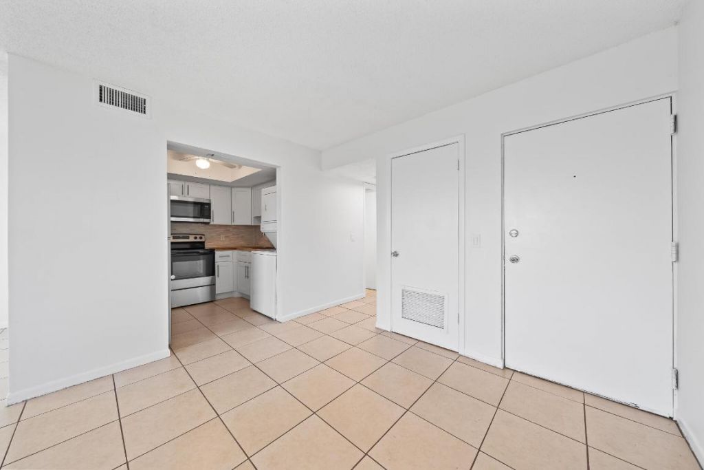 837 Hickory Street, Melbourne, FL 32901 Photo