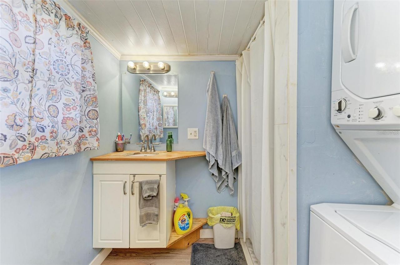 4921 Pebble Beach Avenue, Sarasota, FL 34234 Photo