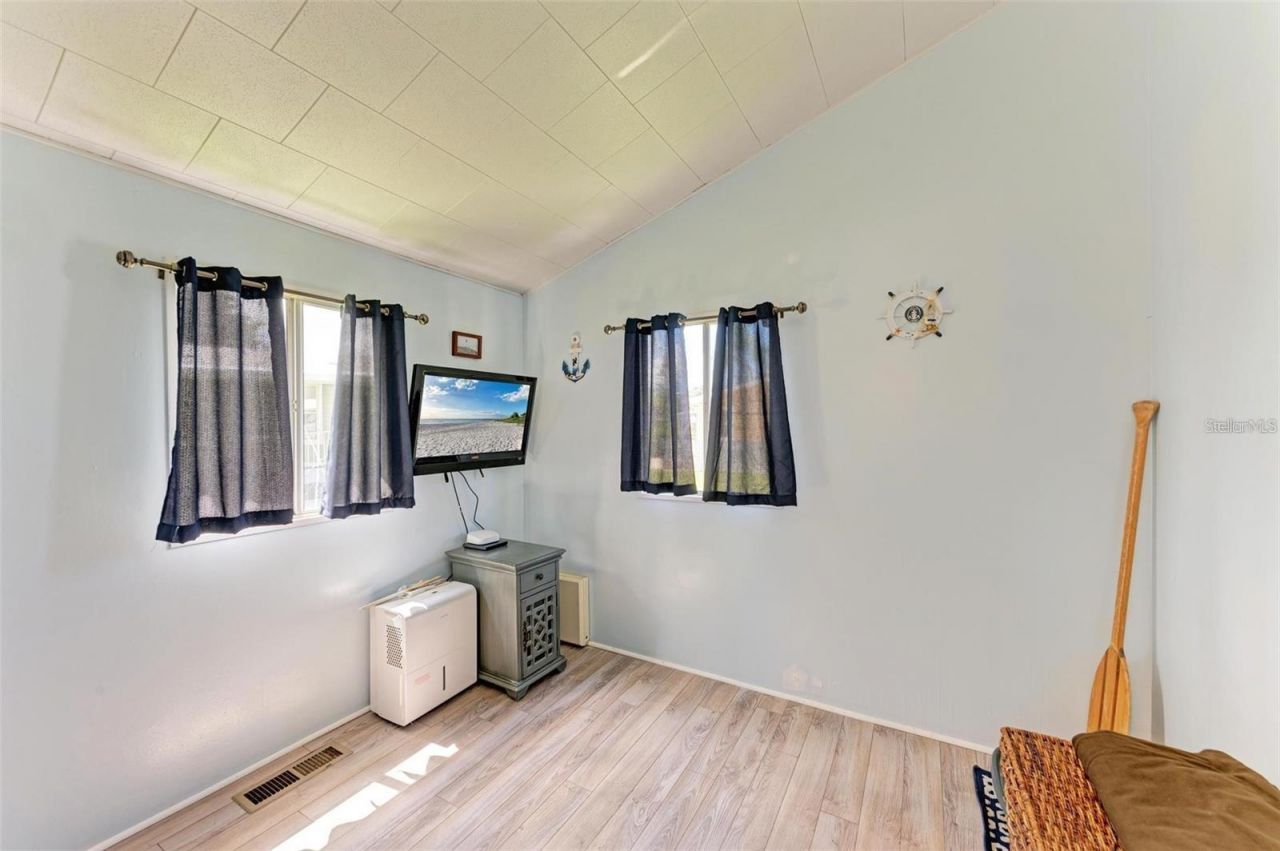 4921 Pebble Beach Avenue, Sarasota, FL 34234 Photo