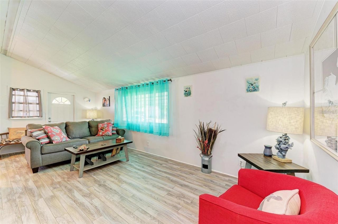 4921 Pebble Beach Avenue, Sarasota, FL 34234 Photo