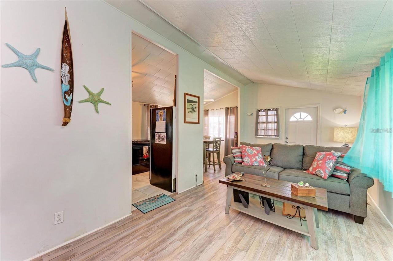 4921 Pebble Beach Avenue, Sarasota, FL 34234 Photo