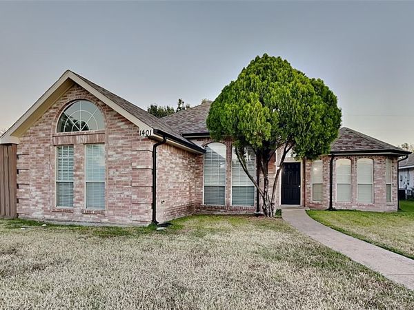 1401 Old Knoll Drive, Wylie, TX 75098
