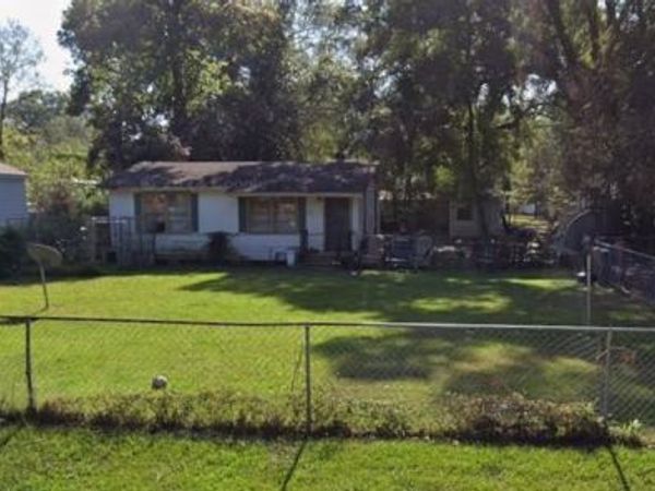 2611 Vivian Street, Shreveport, LA 71108