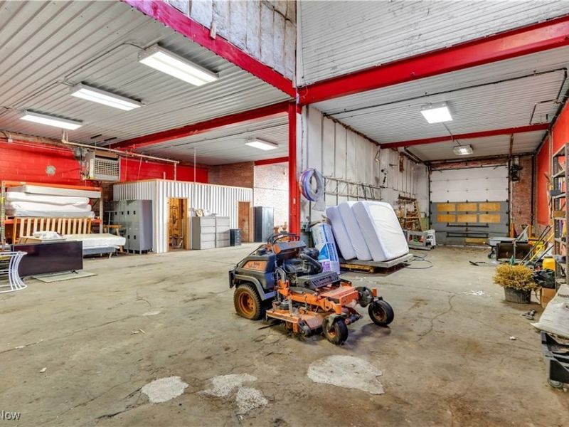 2032 W 105th Street, Cleveland, OH 44102 Photo 16