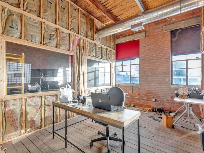 2032 W 105th Street, Cleveland, OH 44102 Photo 29