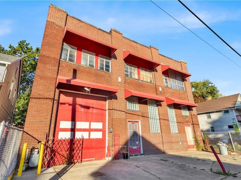 2032 W 105th Street, Cleveland, OH 44102 Photo 5