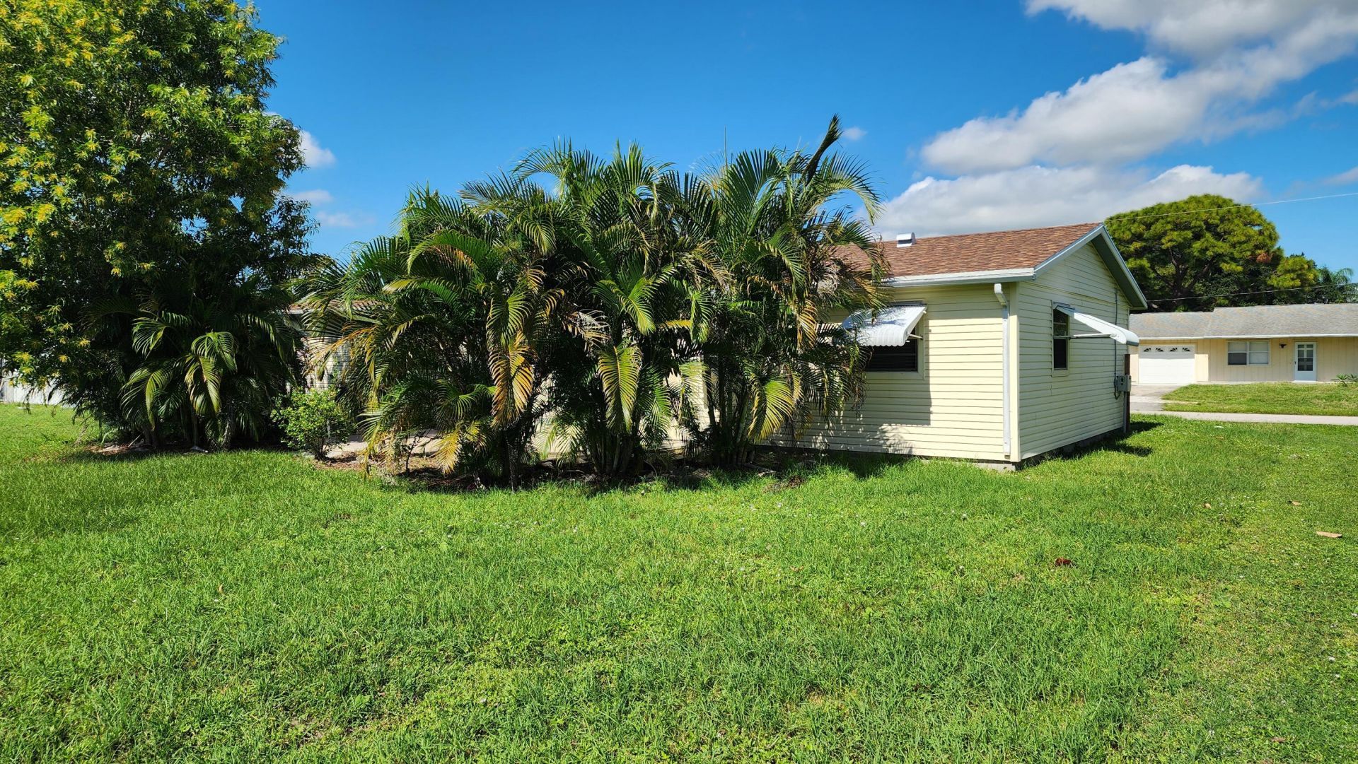 566 NW Marion Avenue, Port Saint Lucie, FL 34983 Photo