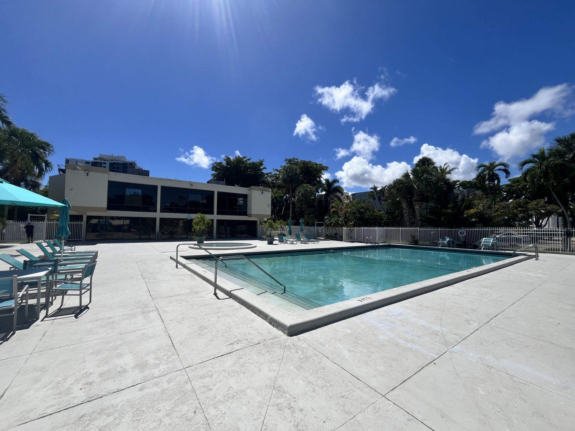 20401 NE 30th Avenue, Unit 116-8, Aventura, FL 33180 Photo