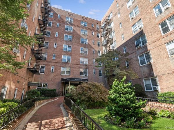 67-12 Yellowstone Boulevard, Unit B16, Forest Hills, NY 11375