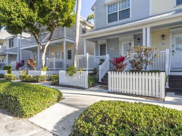 7032 Harbor Village Drive, Duck, FL 33050