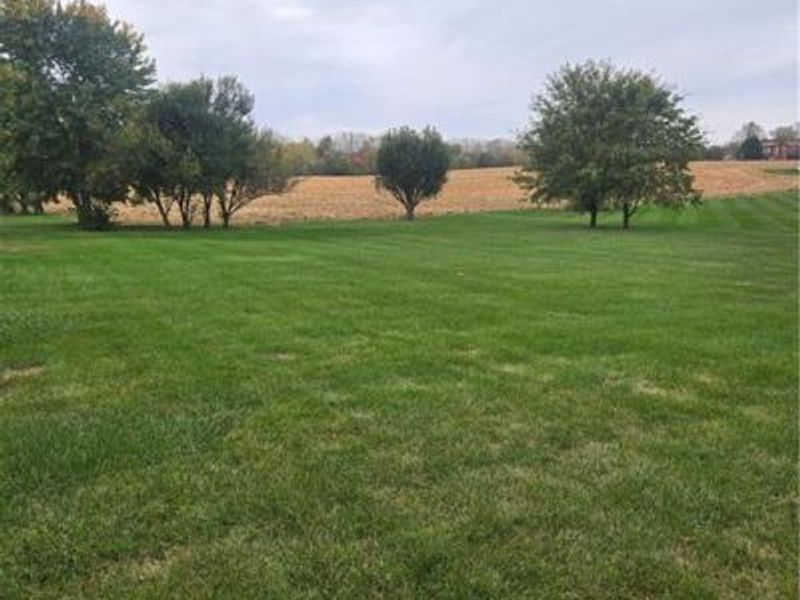 555 Beatrice Drive, Union City, OH 45390 Photo 18