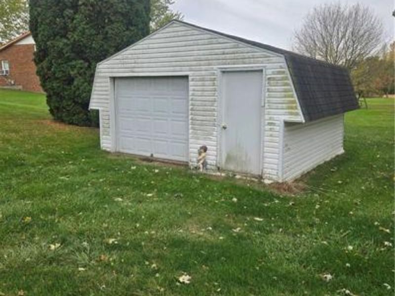 555 Beatrice Drive, Union City, OH 45390 Photo 20