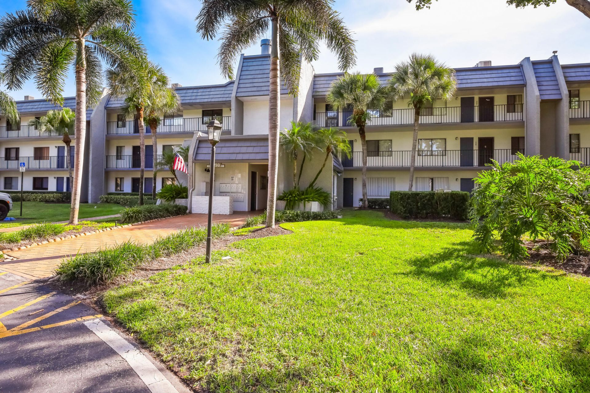 4793 Esedra Court, Unit 208, Lake Worth, FL 33467 Photo