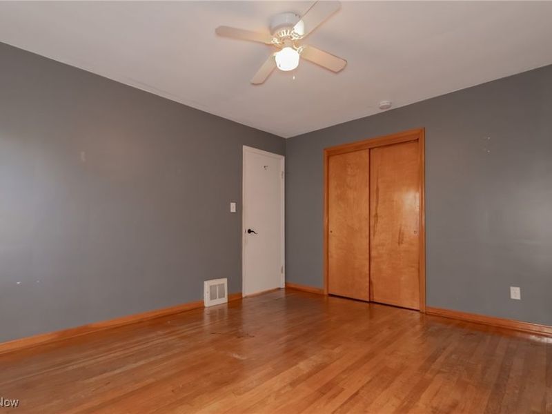 1111 E Miner Road, Mayfield Heights, OH 44124 Photo 14