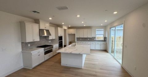 2032 Lazy Day Lane, Roseville, CA 95747 Photo