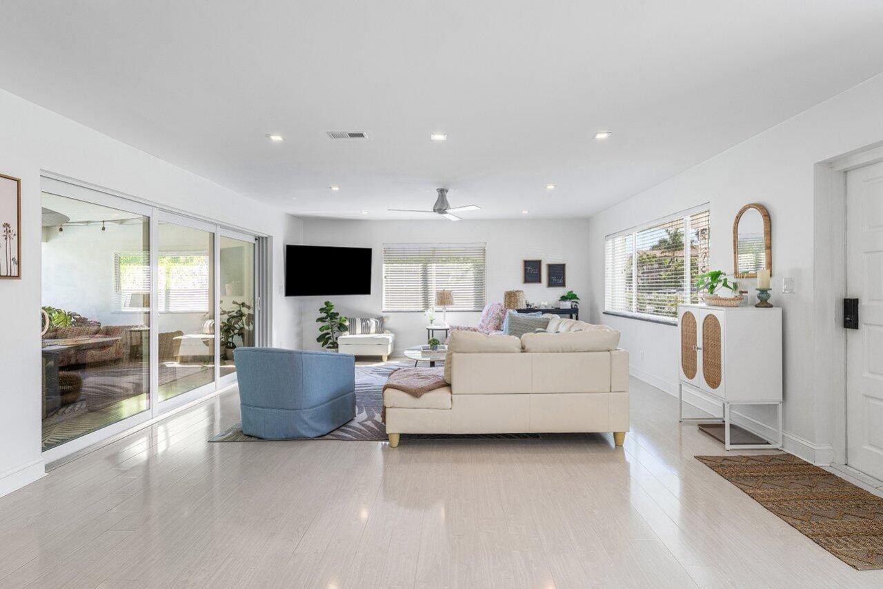 92 18th Avenue S, Lake Worth Beach, FL 33460 Photo