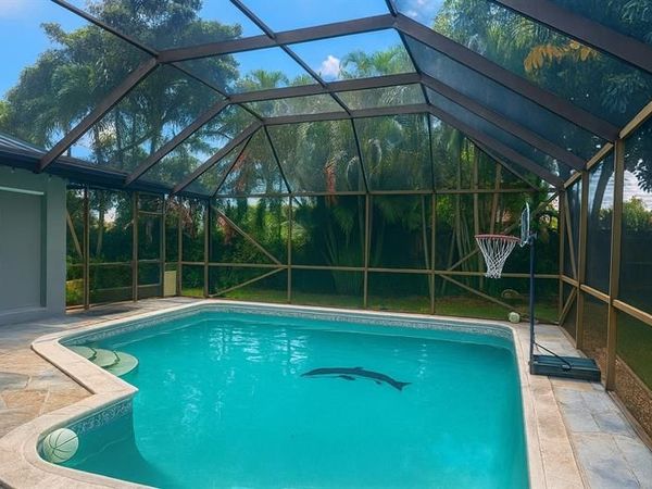 1650 NW 9th St, Boca Raton, FL 33486