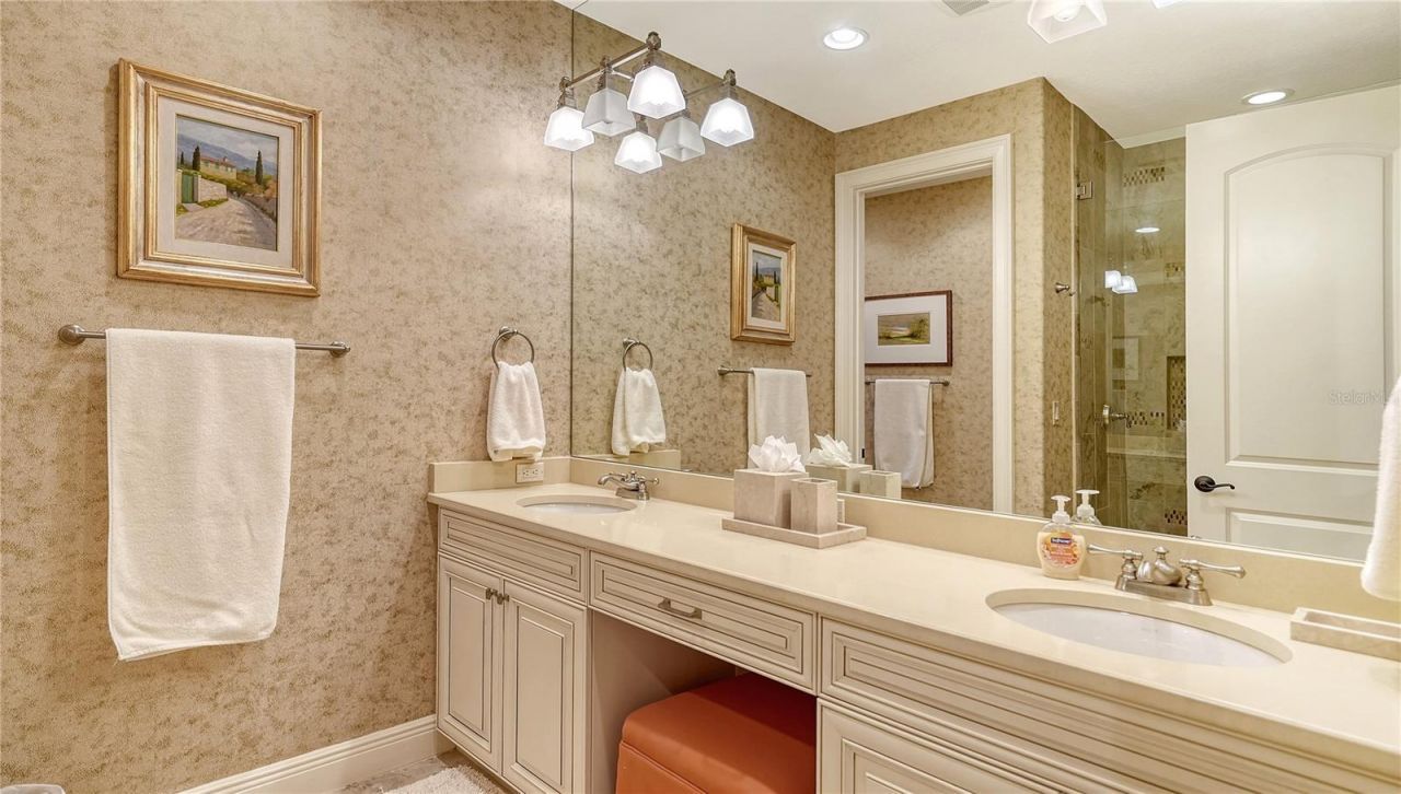 6001 Gulf Of Mexico Drive, Longboat Key, FL 34228 Photo