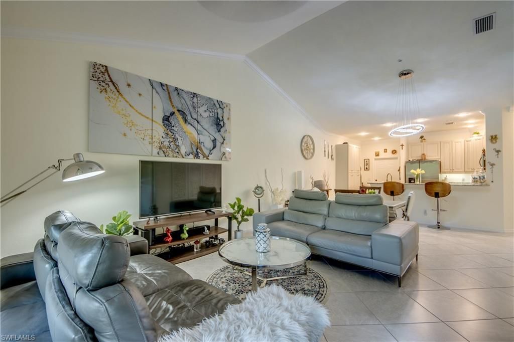 1051 Winding Pines Cir, Unit 203, Cape Coral, FL 33909 Photo