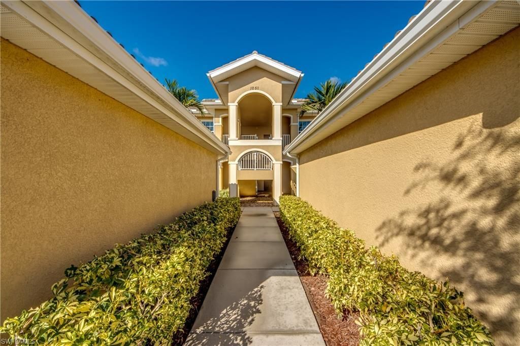 1051 Winding Pines Cir, Unit 203, Cape Coral, FL 33909 Photo