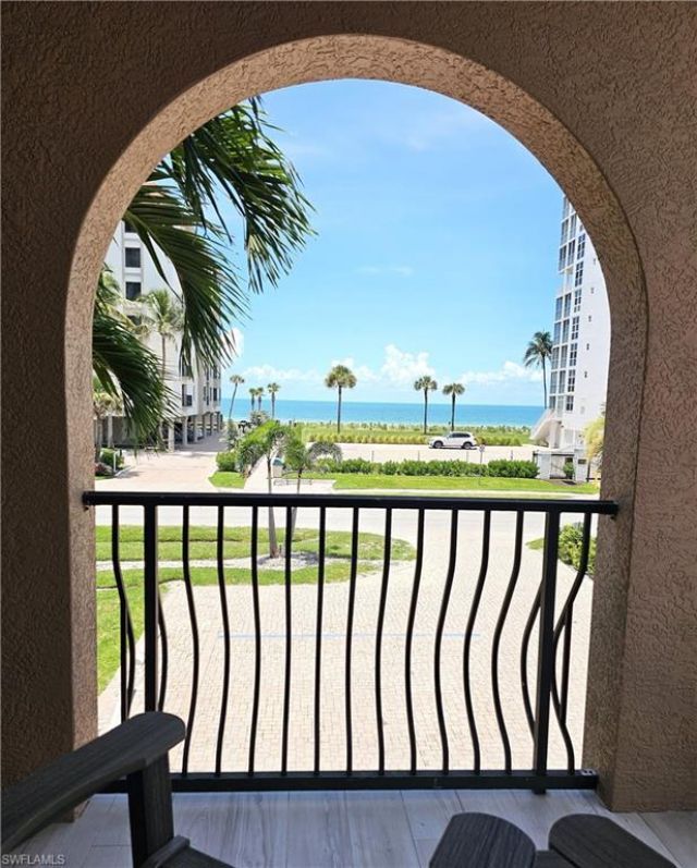 10620 Gulf Shore Dr, Unit 201, Naples, FL 34108 Photo