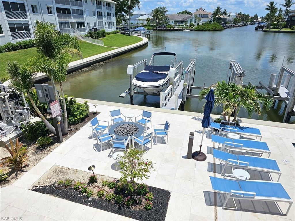 10620 Gulf Shore Dr, Unit 201, Naples, FL 34108 Photo