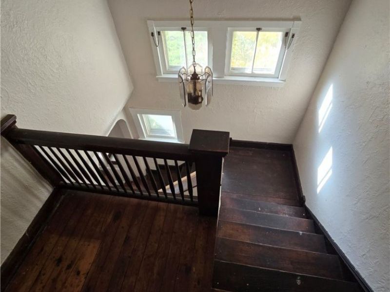 17111 Ridgeton Drive, Cleveland, OH 44128 Photo 19