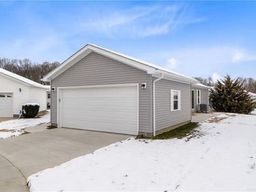 474 Kalynn Circle, Unit 19, Fairborn, OH 45324