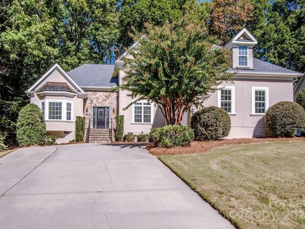 3545 Maple Brook Drive, Denver, NC 28037