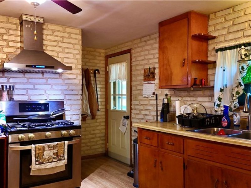 966 State Route 555, Little Hocking, OH 45742 Photo 10