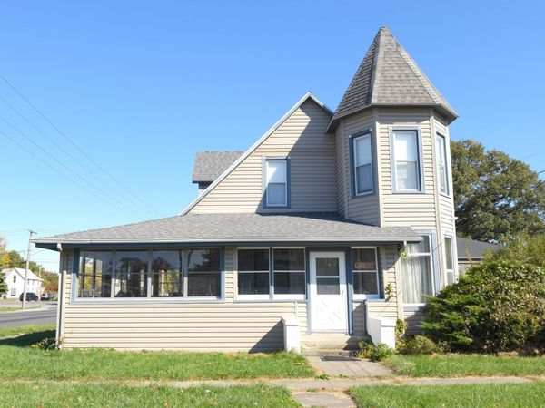 301 S Van Rensselaer Street, Rensselaer, IN 47978