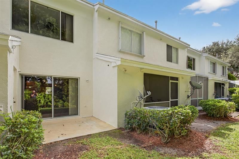 7711 Sanibel Drive, Tamarac, FL 33321 Photo