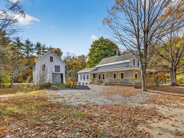 42 Trotting Park Road, Farmington, NH 03835