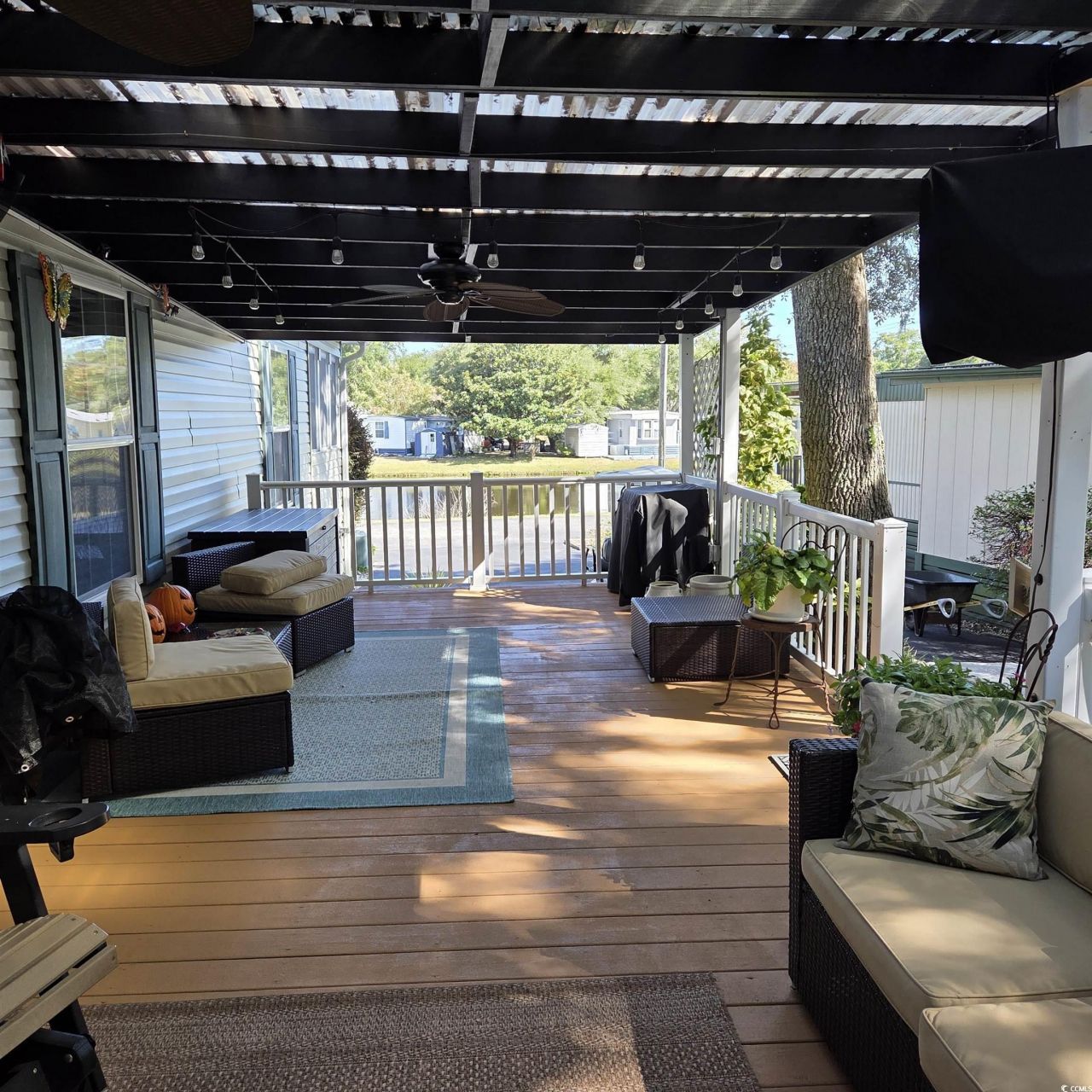 61 Saxon Ct. Photo 11