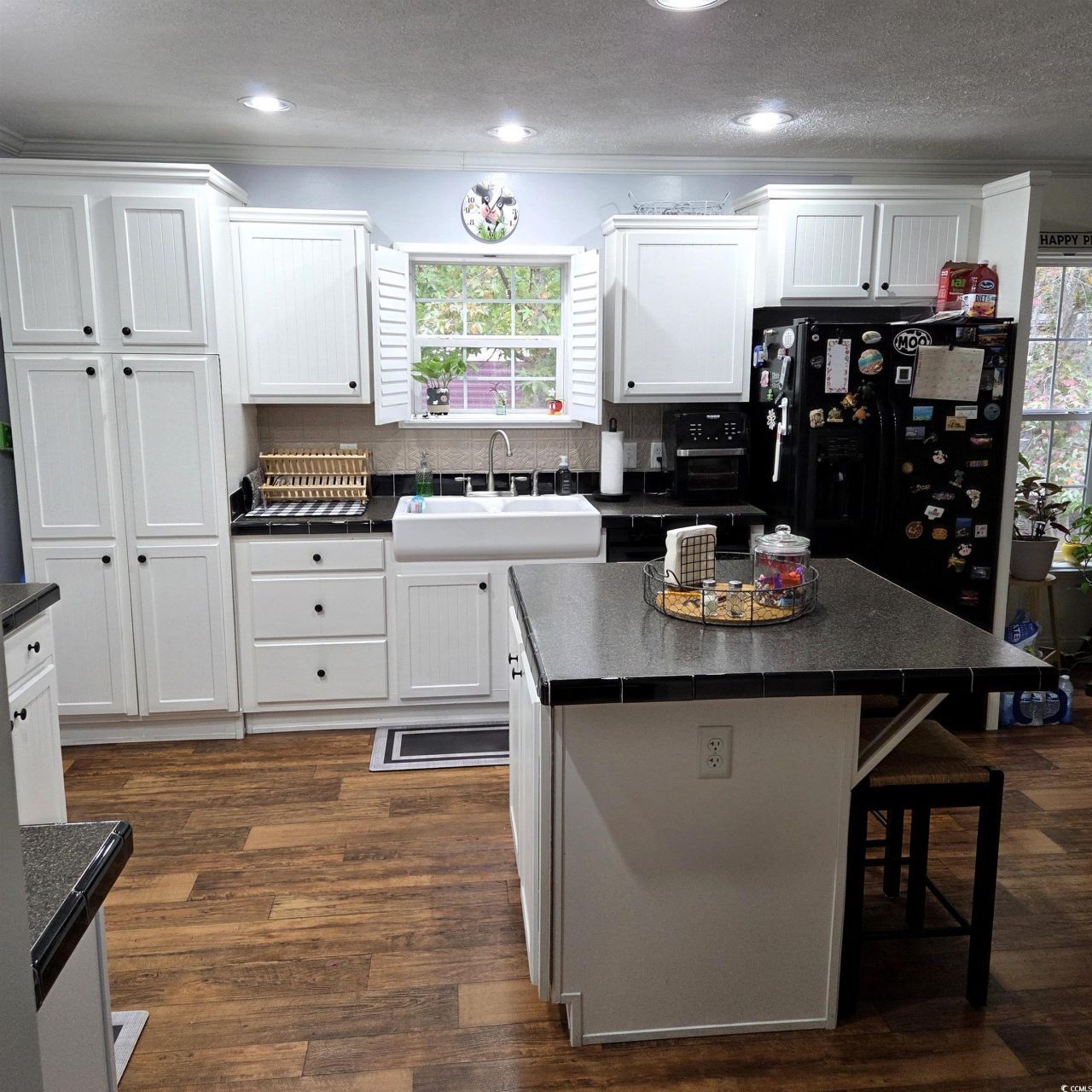 61 Saxon Ct. Photo 18