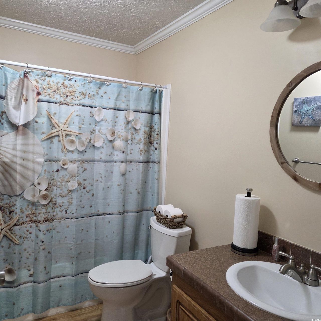 61 Saxon Ct. Photo 28