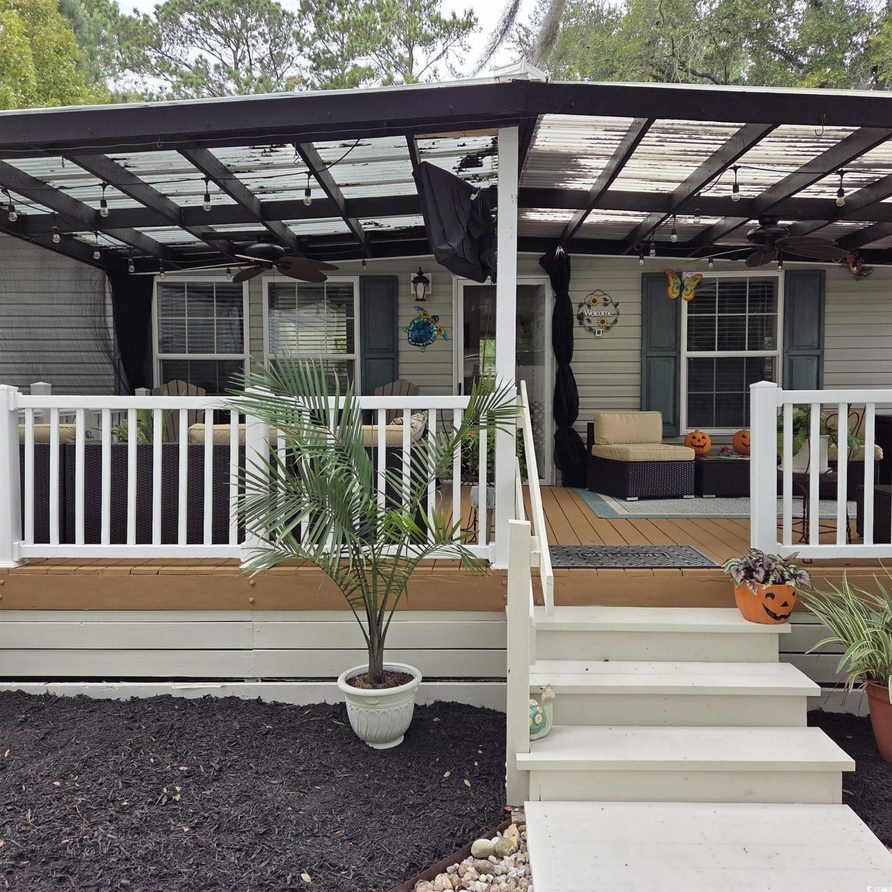 61 Saxon Ct. Photo 6