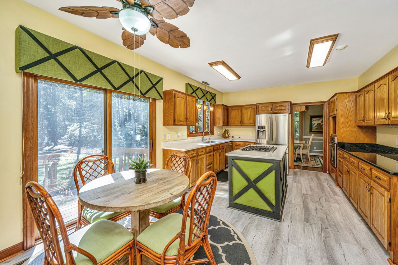 4391 Cloudmont Drive Photo 14