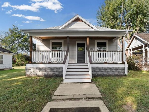 302 S Elm Street, Sweet Springs, MO 65351