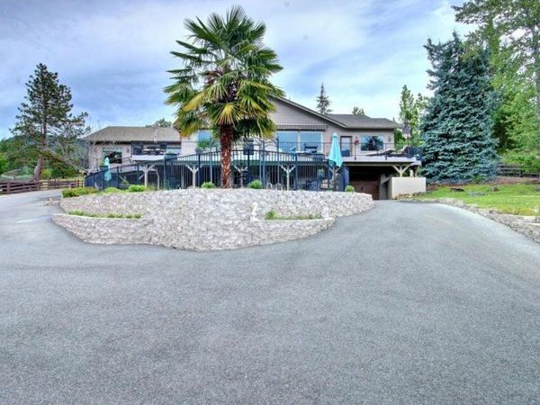 100 Springbrook Drive, Grants Pass, OR 97527