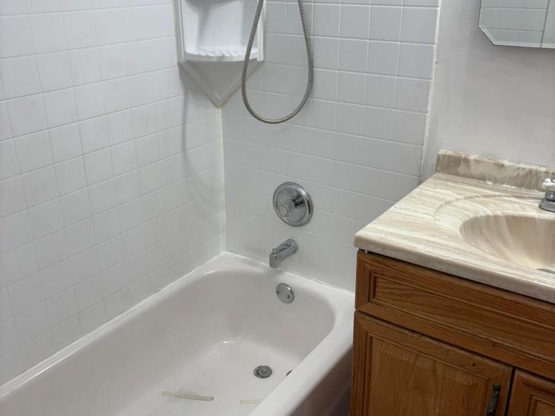 134 Buckeye Circle, Columbus, OH 43217 Photo 10