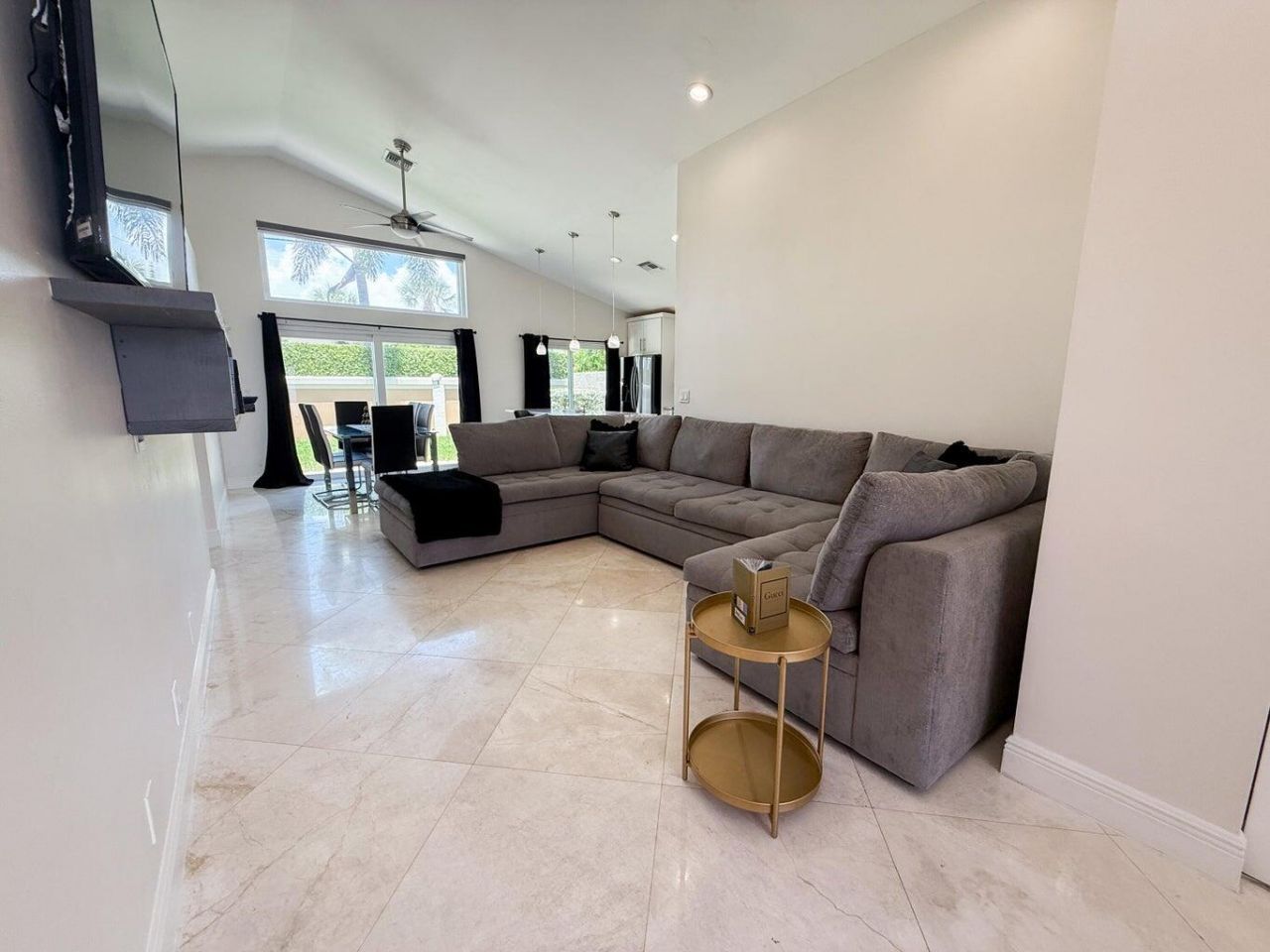 8265 Palm Gate Drive, Boynton Beach, FL 33436 Photo