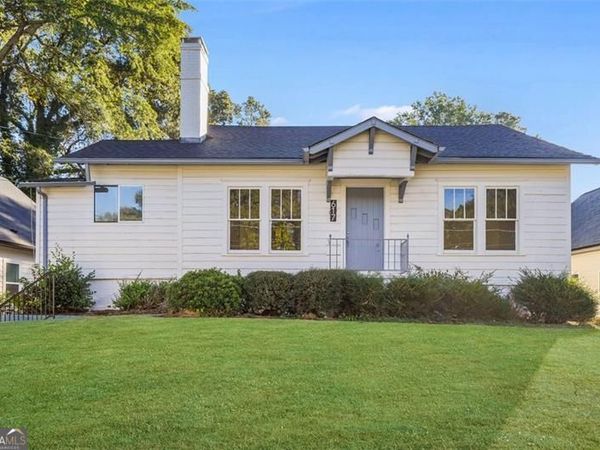 617 HAMILTON E HOLMES Drive, Atlanta, GA 30318