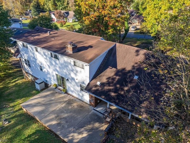 1239 Lakewood Circle, Washington, WV 26181 Photo 10