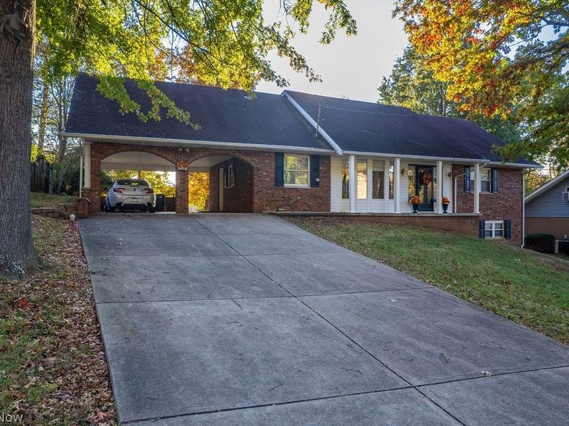 1239 Lakewood Circle, Washington, WV 26181 Photo 3