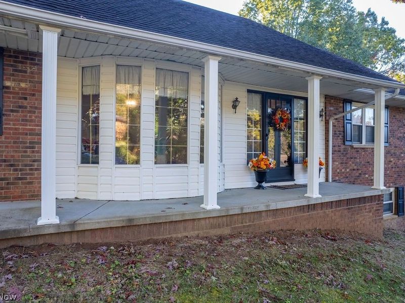 1239 Lakewood Circle, Washington, WV 26181 Photo 5