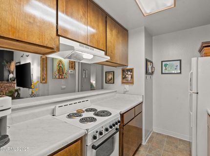 2955 Lakeside Drive, Unit 228, Reno, NV 89509 Photo