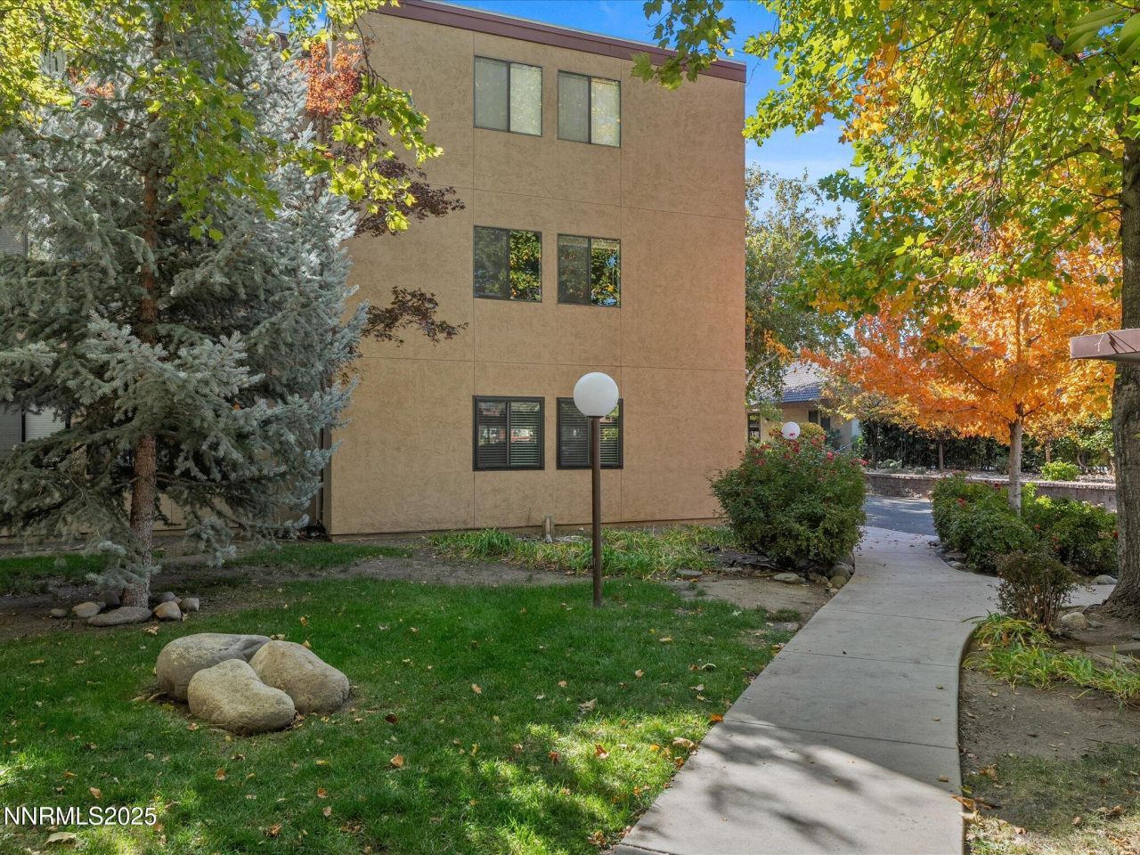 2955 Lakeside Drive, Unit 228, Reno, NV 89509 Photo
